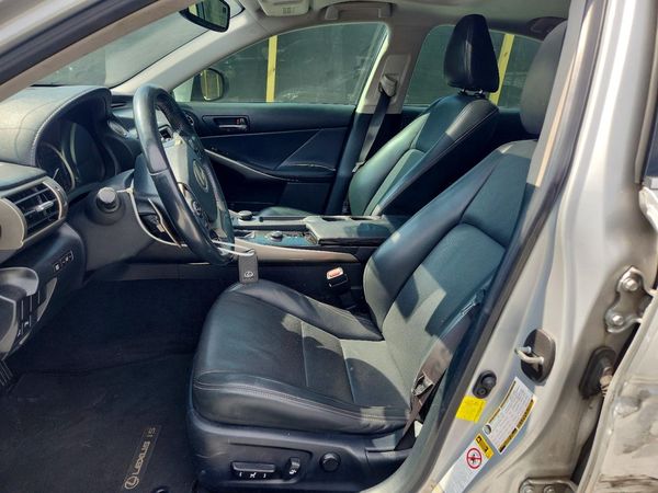 2014 LEXUS IS