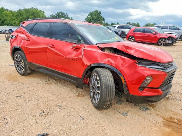 2023 CHEVROLET BLAZER RS — Passenger 3/4