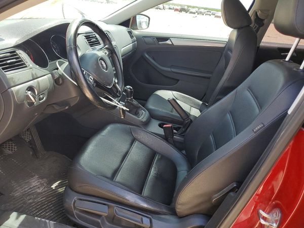 2017 VOLKSWAGEN JETTA