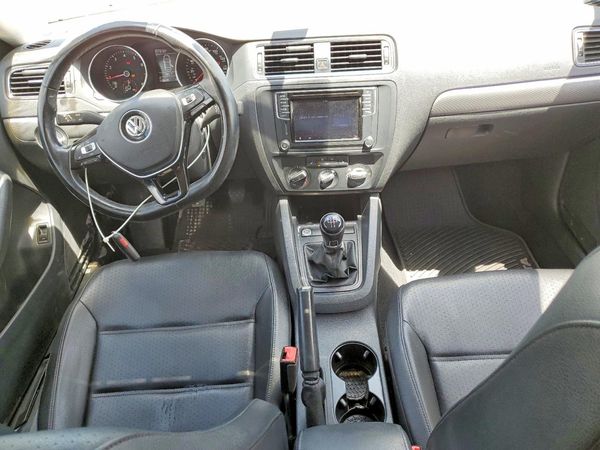 2017 VOLKSWAGEN JETTA