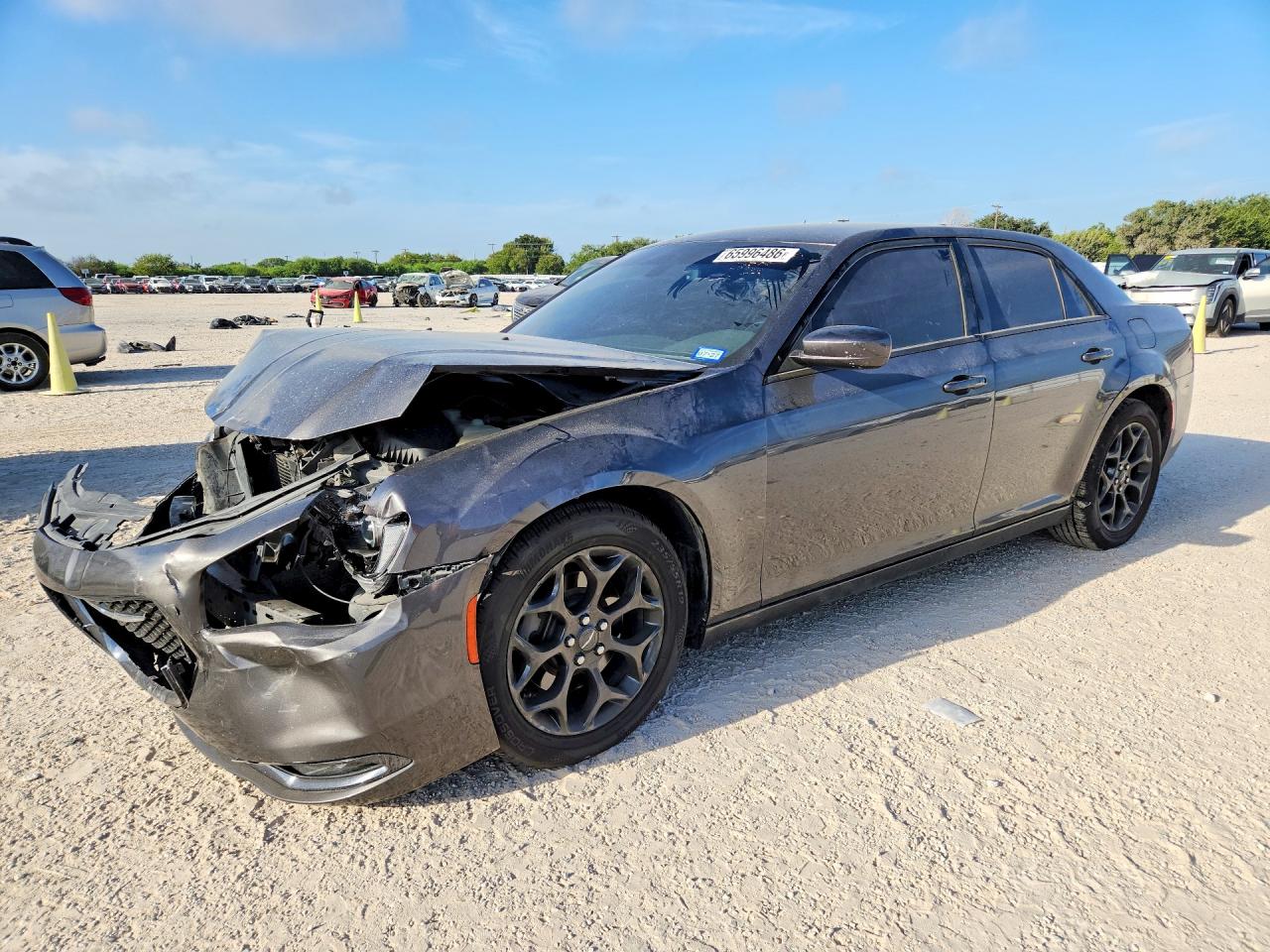 2019 CHRYSLER 300