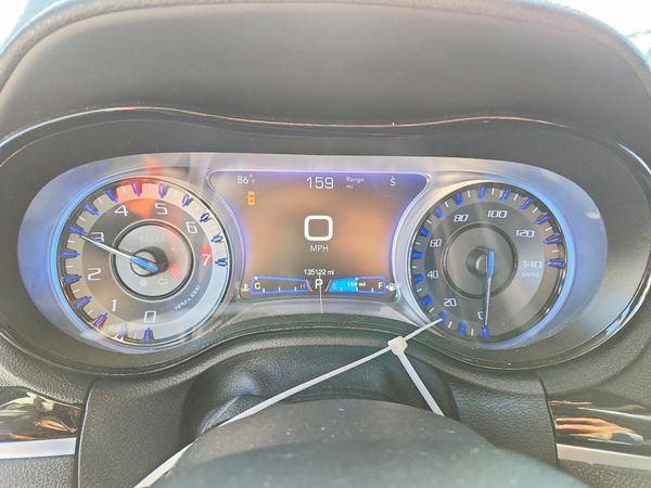 2019 CHRYSLER 300