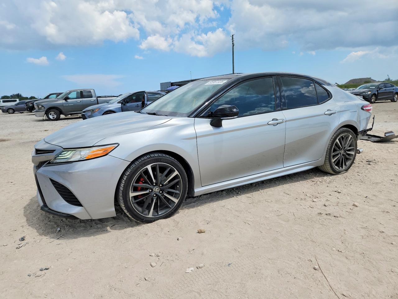 2020 TOYOTA CAMRY