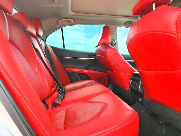 2020 TOYOTA CAMRY
