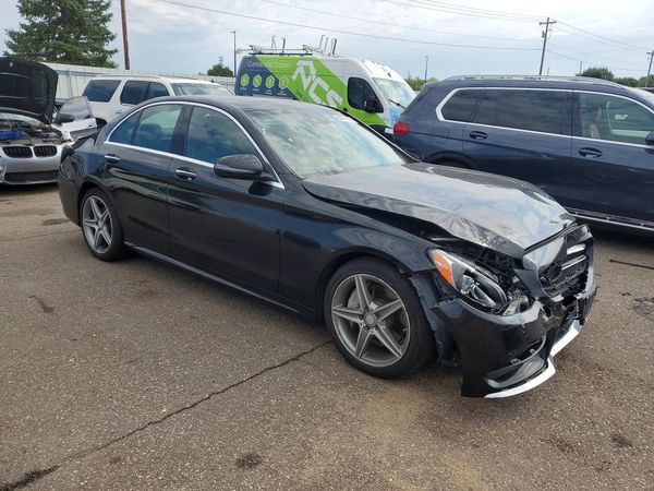 2016 MERCEDES-BENZ C C300