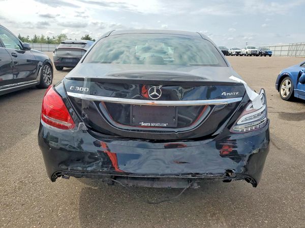 2016 MERCEDES-BENZ C C300