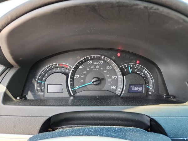 2012 TOYOTA CAMRY