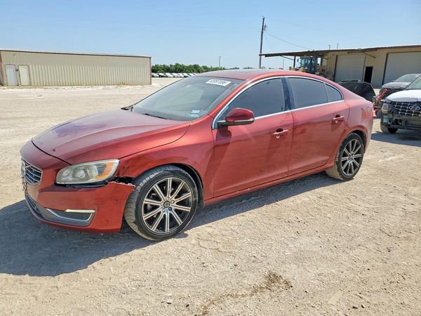 2017 VOLVO S60