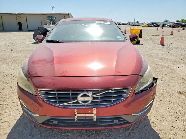 2017 VOLVO S60