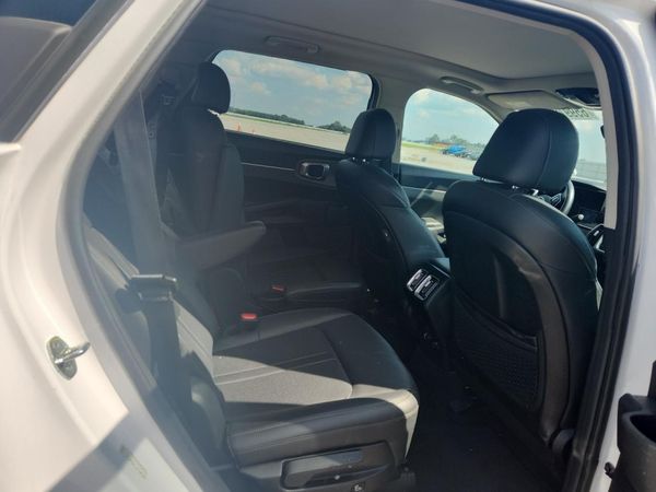 2023 KIA SORENTO EX