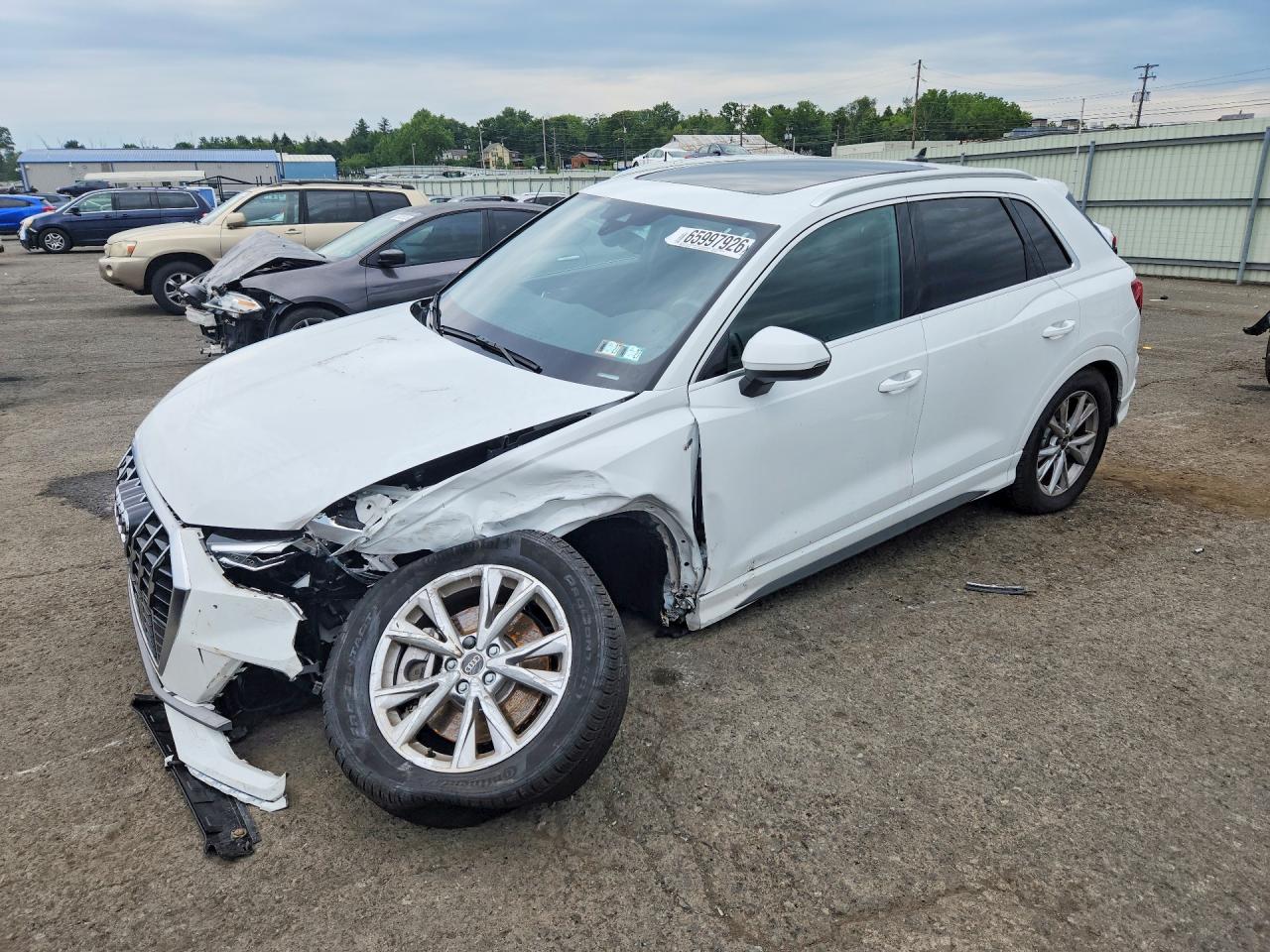 2025 AUDI Q3 S Line quattro Premium
