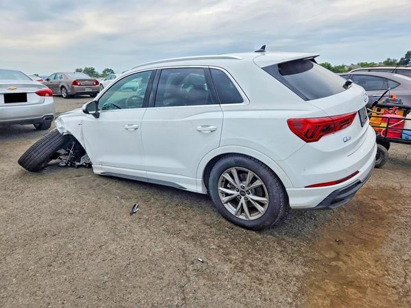 2025 AUDI Q3 S Line quattro Premium