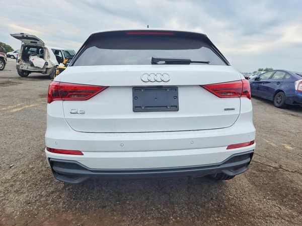 2025 AUDI Q3 S Line quattro Premium