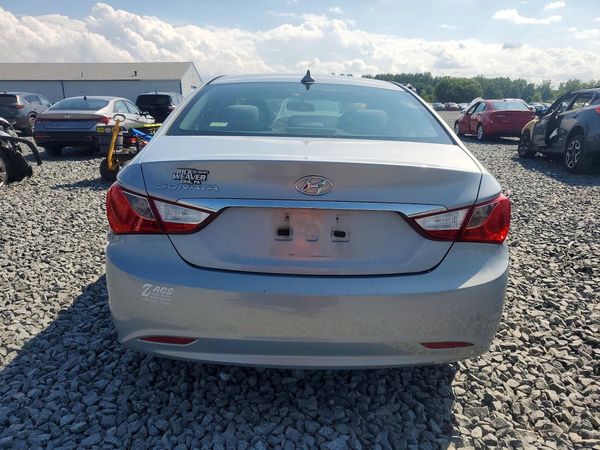2013 HYUNDAI SONATA GLS/ GLS Popular