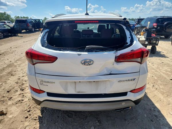 2017 HYUNDAI TUCSON