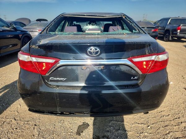 2015 TOYOTA CAMRY