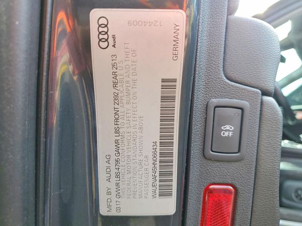 2017 AUDI A4 quattro Premium Plus — VINS