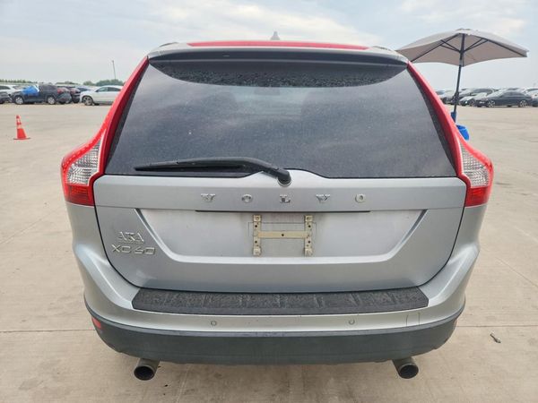 2013 VOLVO XC60