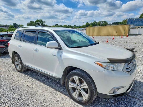 2012 TOYOTA HIGHLANDER Base/Hybrid — Passenger 3/4