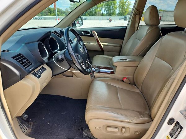 2012 TOYOTA HIGHLANDER Base/Hybrid — DENT