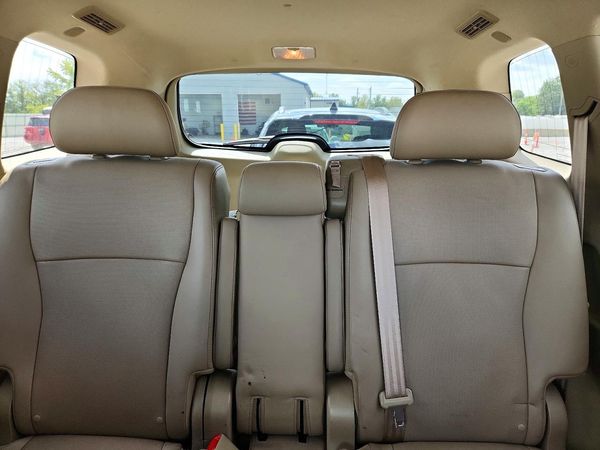2012 TOYOTA HIGHLANDER Base/Hybrid — SUVN