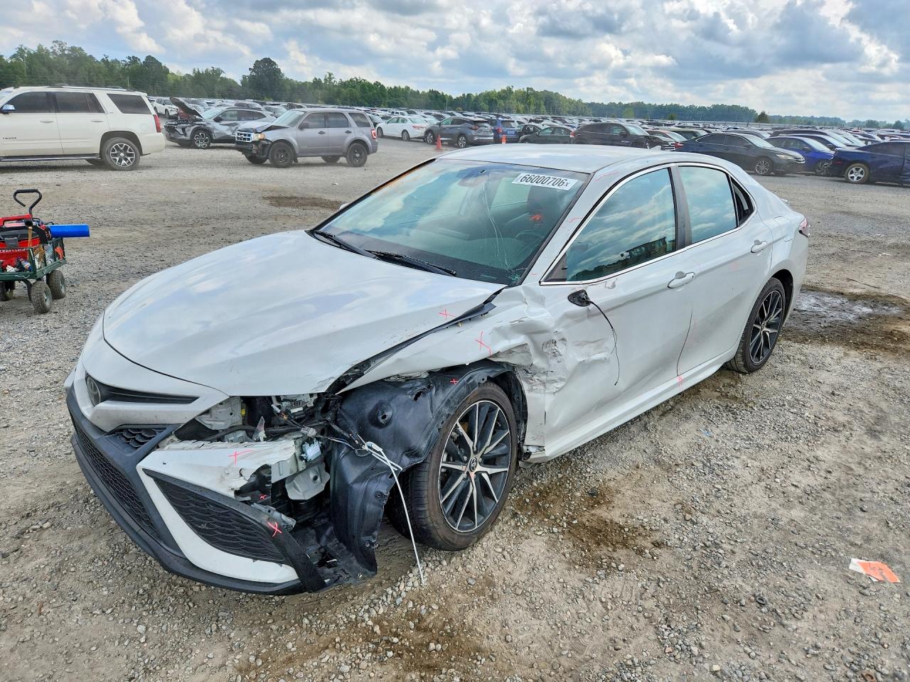 2022 TOYOTA CAMRY
