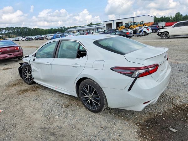 2022 TOYOTA CAMRY