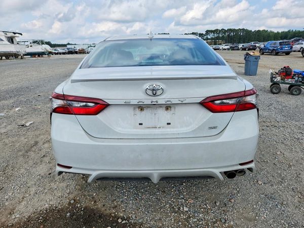 2022 TOYOTA CAMRY