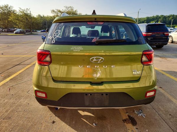 2022 HYUNDAI VENUE SEL & Limited