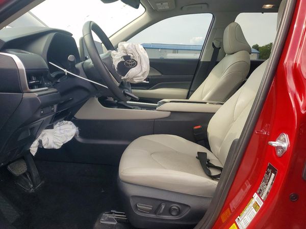 2026 TOYOTA GRAND HIGHLANDER