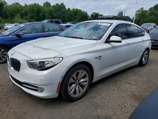 2012 BMW 5 SERIES xDrive GT — Front 3/4