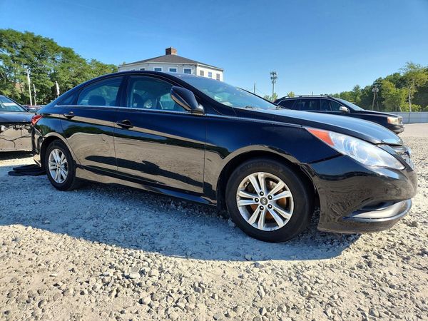 2014 HYUNDAI SONATA GLS/ GLS Popular