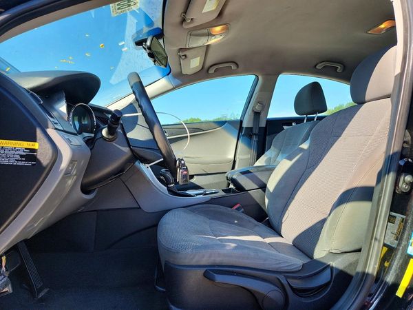 2014 HYUNDAI SONATA GLS/ GLS Popular