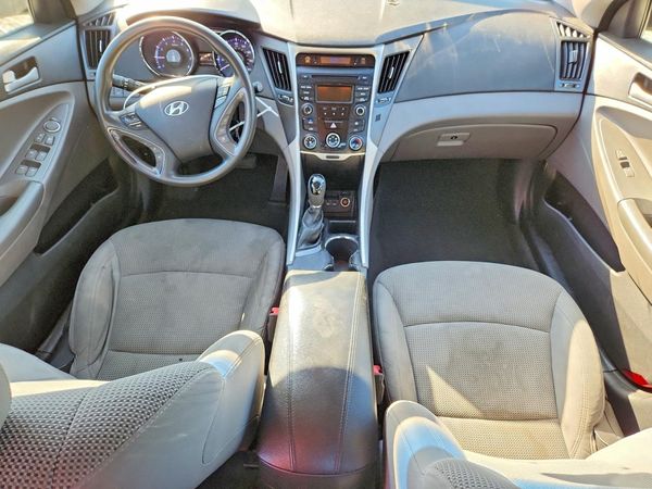 2014 HYUNDAI SONATA GLS/ GLS Popular