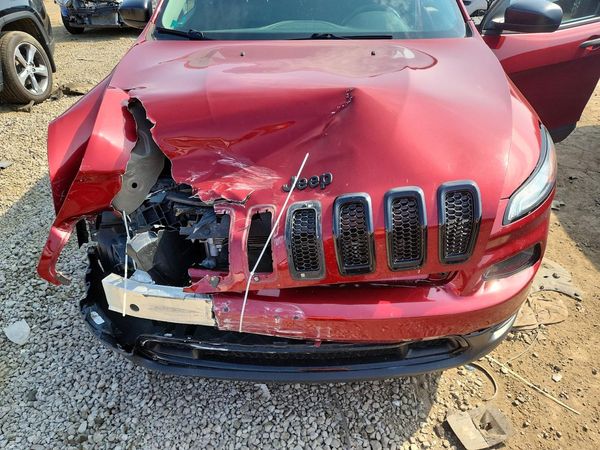 2017 JEEP CHEROKEE Sport