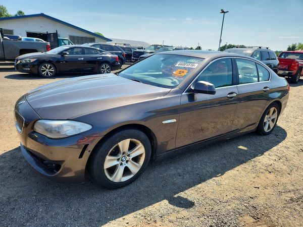 2013 BMW 5 SERIES — Front 3/4