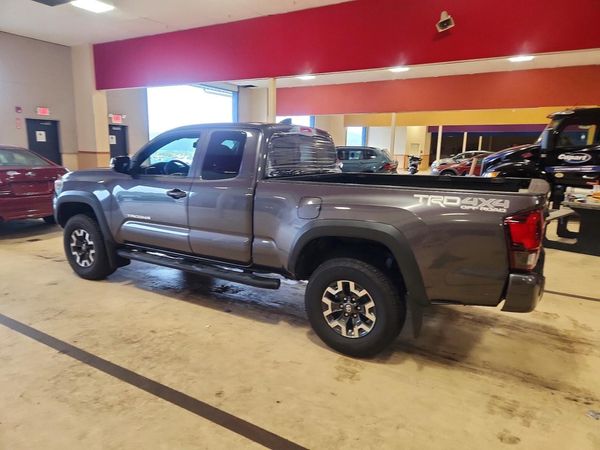 2018 TOYOTA TACOMA