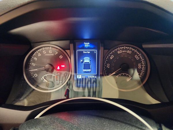 2018 TOYOTA TACOMA