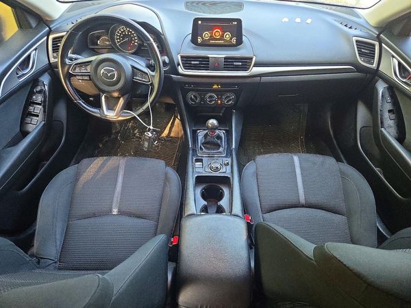 2017 MAZDA 3