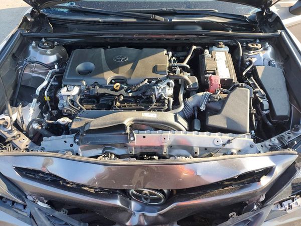 2021 TOYOTA CAMRY SE + Convenient Pkg