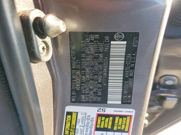 2021 TOYOTA CAMRY SE + Convenient Pkg