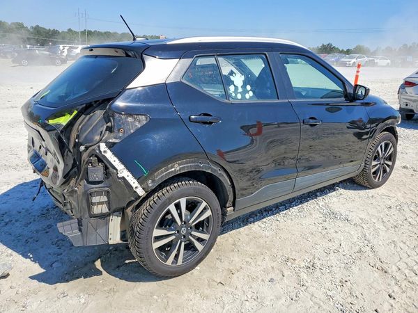 2020 NISSAN KICKS