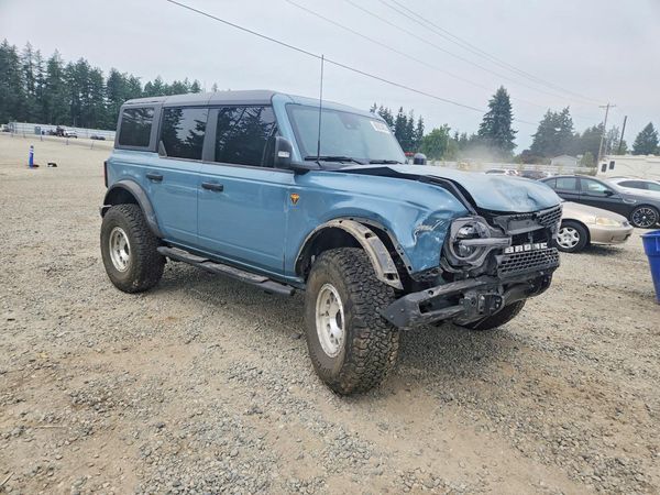 2022 FORD BRONCO