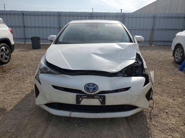 2018 TOYOTA PRIUS