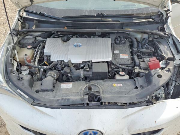 2018 TOYOTA PRIUS