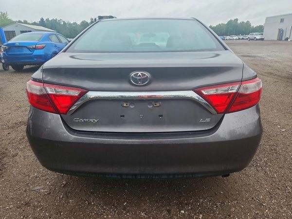 2016 TOYOTA CAMRY