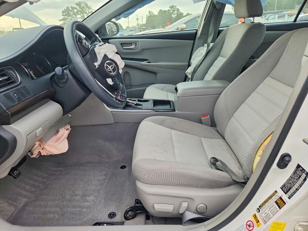 2016 TOYOTA CAMRY — DENT