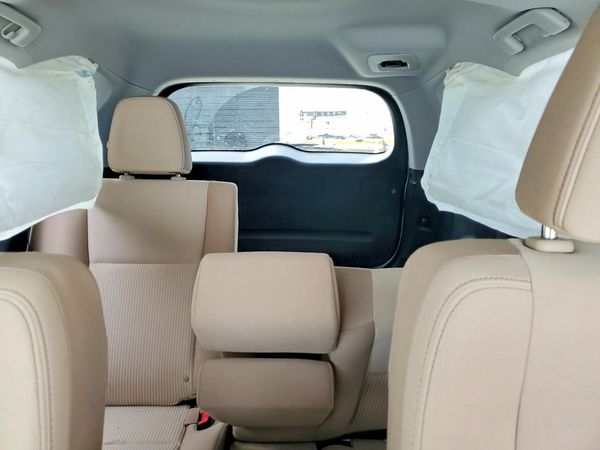 2015 TOYOTA RAV4 XLE (M Grade)