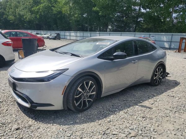 2023 TOYOTA PRIUS — Front 3/4