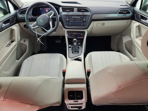 2022 VOLKSWAGEN TIGUAN SE